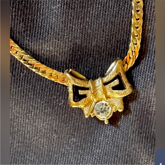 Luxury Designer Gift Boxes that May lead to Chanel or Versace or LV or Dior or G - Picture 12 of 16